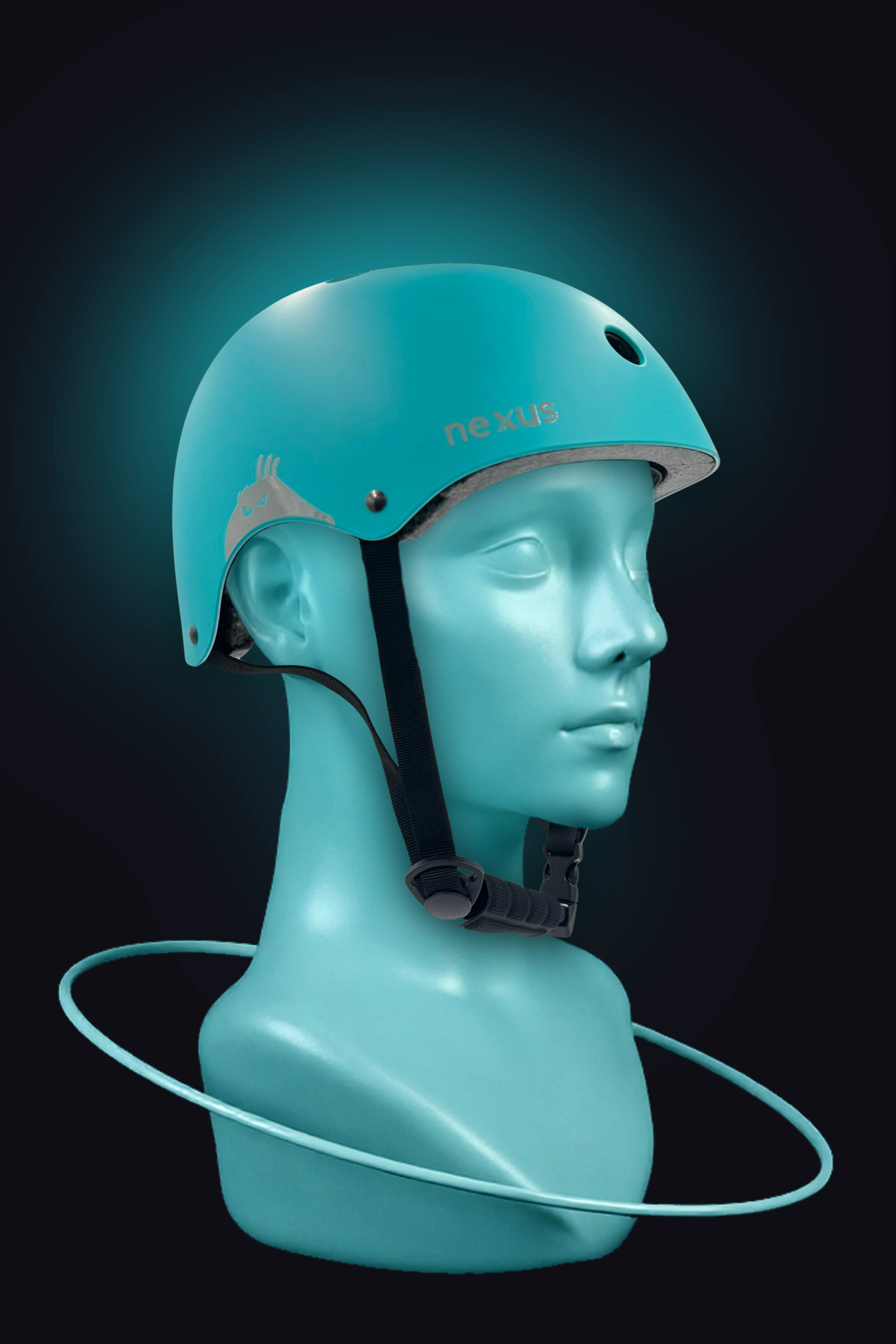 SKITT Dětská přilba NEXUS Edition, Azure lifestyle 3